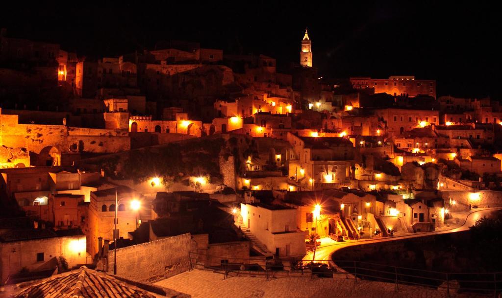 Dimora Degli Oleandri Apartment Matera Bagian luar foto